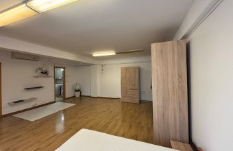 Închiriere apartament 1 cameră, 55 mp - Zona Hotel Europa