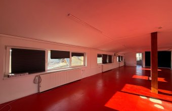 Cladire de birouri/hală /casă ,720 mp teren ,zona Grivitei Baia Mare