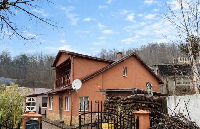 Casă duplex - P+M, Baia Sprie