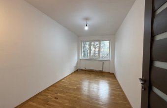 Apartament 3 camere ,parter Victoriei zona Gran Galla