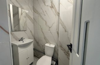 Garsoniera, etaj 2 - zona Piața Izvoare