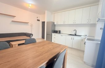 Închiriere - 2 camere ,cartier rezidential Lămâiței , loc de parcare,etaj 2