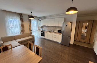 Închiriere - apartament nou, 3 camere - Zona Parc Central, Serelor