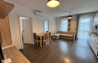 Închiriere - apartament nou, 3 camere - Zona Parc Central, Serelor