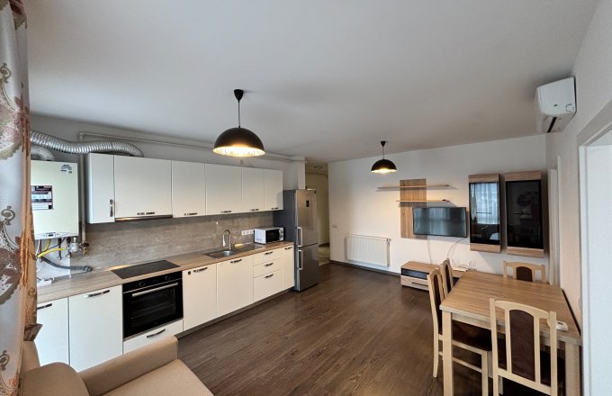 Închiriere - apartament nou, 3 camere - Zona Parc Central, Serelor