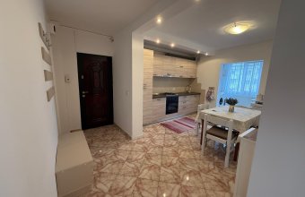 Apartament , 2 camere decomandat ,etaj 3 Regele Ferdinand zona Mihai Eminescu