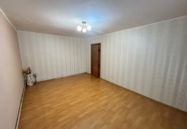 Apartament cu 3 camere – decomandat, zona Profi, Bld. Reg. Ferdinand