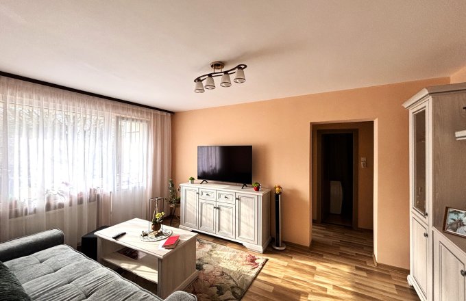 Apartament cu 3 Camere – Etaj 3, Zona RFN