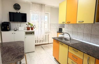 Apartament 2 camere – decomandat, zona Teren atletism