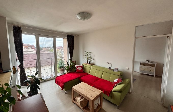 Apartament 3 camere – zona Hortensiei