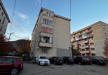 Garsoniera, etaj 1 - Str. Victoriei, zona Pronto