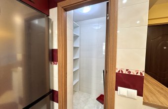 Apartament 4 camere - Bld. Bucuresti, zona Semiluna