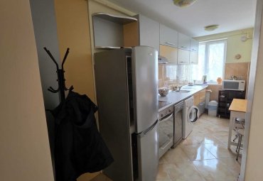 Închiriere- 2 camere ,ultracentral zona Bizo ,etaj 2