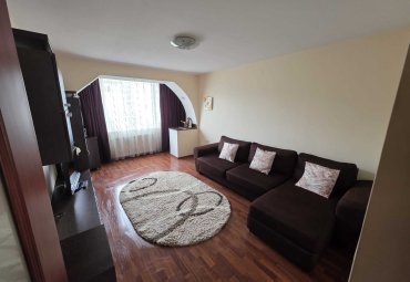 Închiriere- 2 camere ,ultracentral zona Bizo ,etaj 2