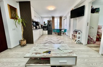 Apartament 2 camere ,Regele Ferdinand zona Gradinitanr 4,etaj 3