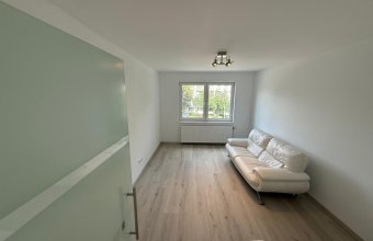 Apartament 3 camere decomandat + garaj,B-dul Bucuresti