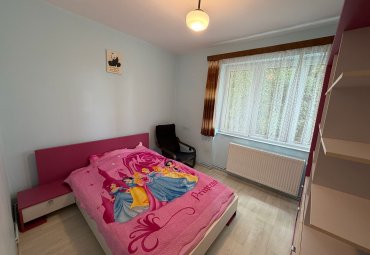 Apartament 4 camere de vânzare 75 mp utili Etaj 3 Zona Spital TBC