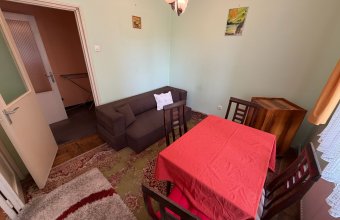 Apartament 4 camere de vânzare 75 mp utili Etaj 3 Zona Spital TBC