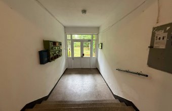 Apartament 2 camere,Victor Babes zona Iuliu Maniu , parter înalt
