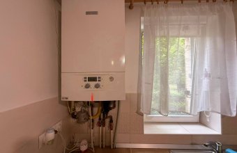 Apartament 2 camere,Victor Babes zona Iuliu Maniu , parter înalt