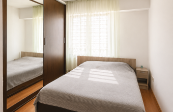 Apartament 3 camere ,Traian ,etaj 3 zona