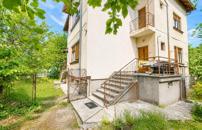 Casă individuală D+P+1E | 353 mp | 483 mp teren | zona 22 Decembrie Baia Mare