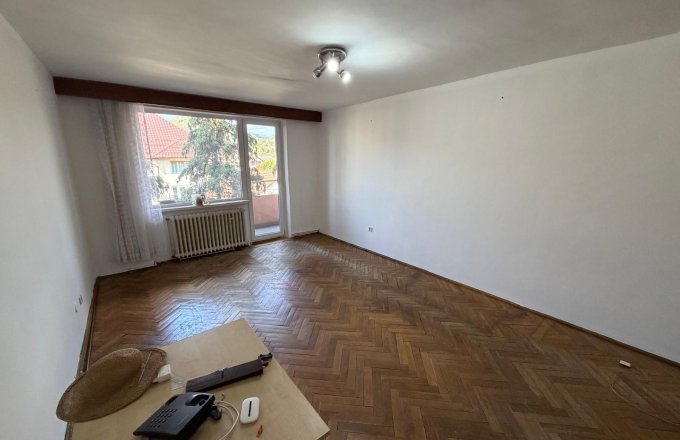 Apartament 3 camere – 95 mp, zona centrală, Casa de Cultură, ,etaj 3