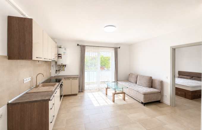 Apartament 2 camere - str. Lămâiței, parter