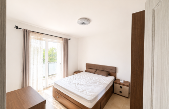 Apartament 2 camere - str. Lămâiței, parter