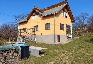 Casa individuala - Teren 2400 mp, Sisesti