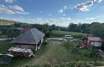 Casa individuala - Teren 2400 mp, Sisesti