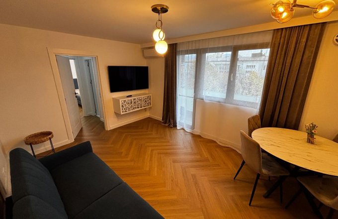 Apartament cu 2 camere - str. G. Enescu (zona Vivo)