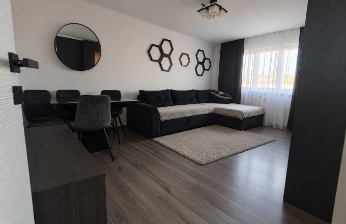 Apartament 3 camere, 64 mp, decomandat – etaj 4, cu acoperiș