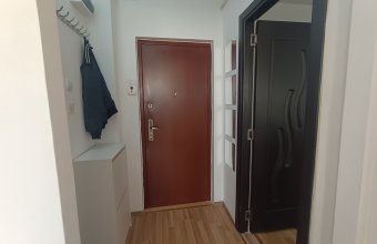 Garsonieră de vânzare – 26 mp, etaj 2, mobilată și utilată