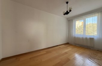 Apartament 3 camere,Cuza Voda (Varsteana)
