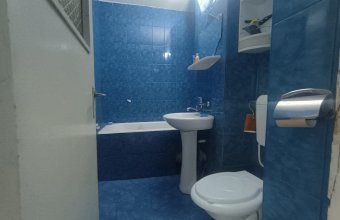 Apartament cu 3 camere ,zona Garii