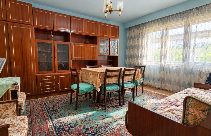 Apartament cu 3 camere ,zona Garii
