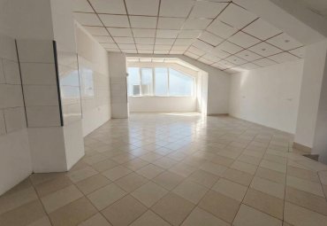 Spațiu comercial de vânzare parter + etaj, zona Garii